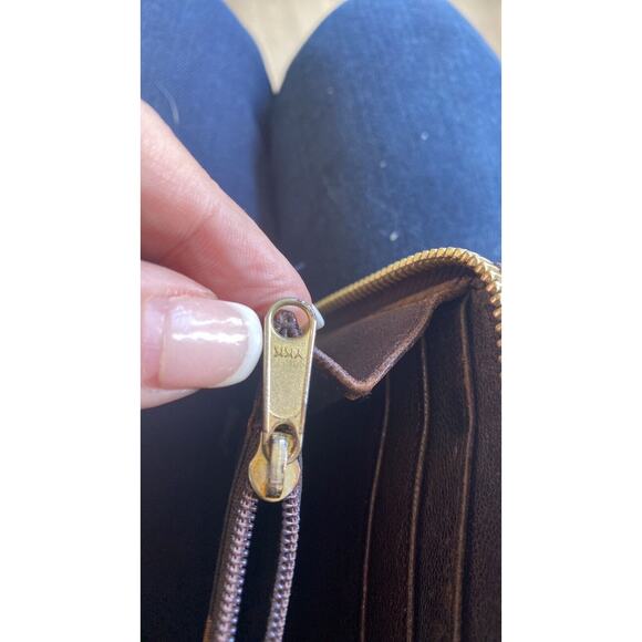 Women’s Vintage Hugo Boss Zip Around Sheepskin Leather Wallet 8” X 4” - Picture 15 of 16